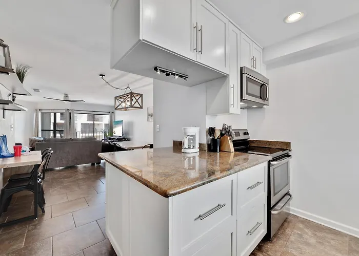 Gulfside Townhomes 10 *