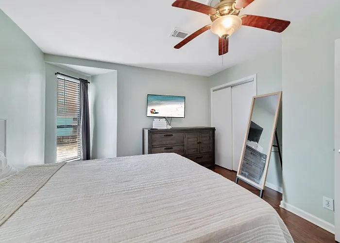 Gulfside Townhomes 10 *